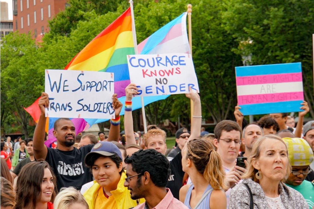 US military to start kicking out transgender troops next month